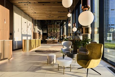 crown hotel warszawa.